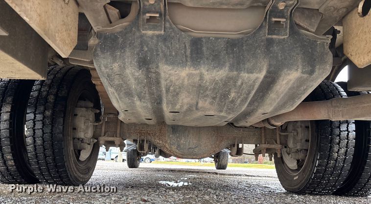 image for item FI1529 2012 Ford F550 Super Duty utility / service truck