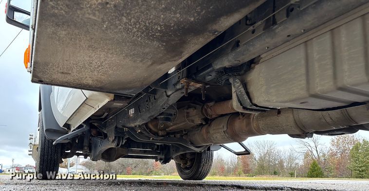 image for item FI1529 2012 Ford F550 Super Duty utility / service truck