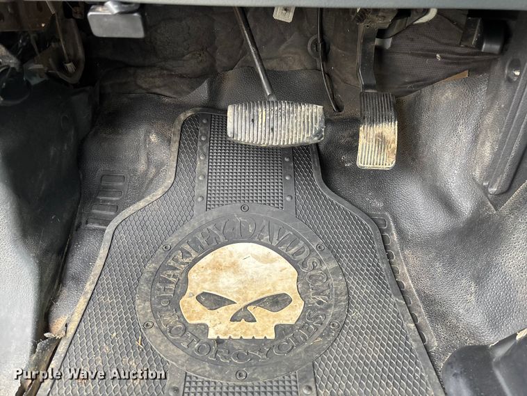 image for item FI1529 2012 Ford F550 Super Duty utility / service truck