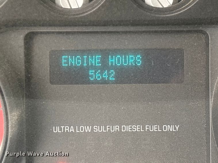 image for item FI1529 2012 Ford F550 Super Duty utility / service truck