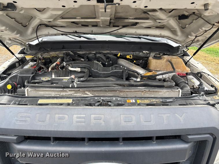 image for item FI1529 2012 Ford F550 Super Duty utility / service truck