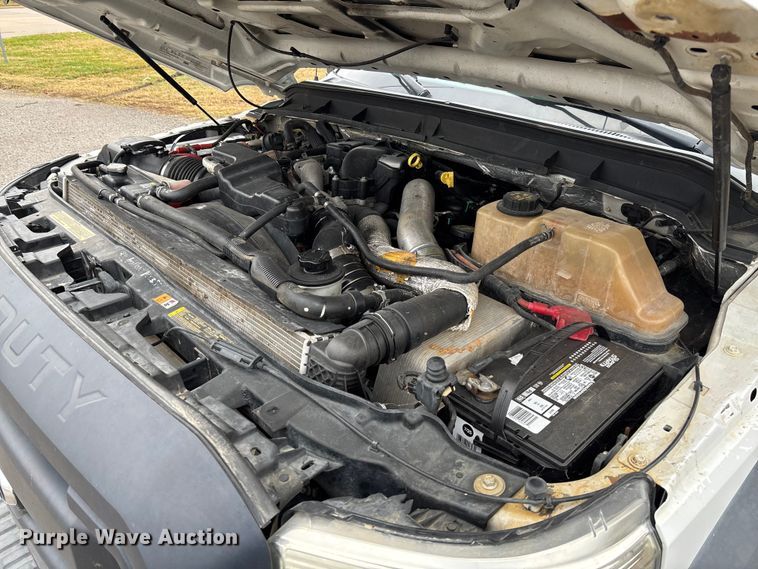 image for item FI1529 2012 Ford F550 Super Duty utility / service truck