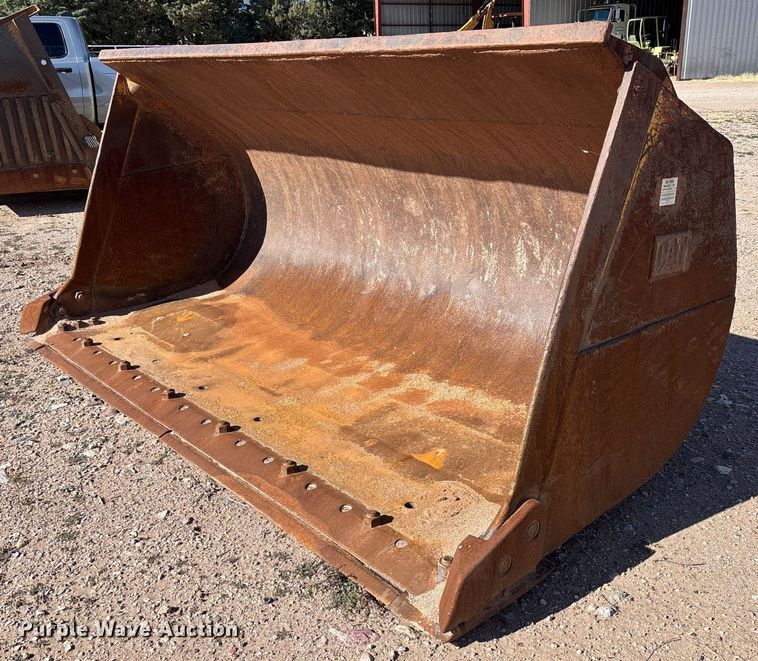 image for item FI2003 Caterpillar GP wheel loader bucket