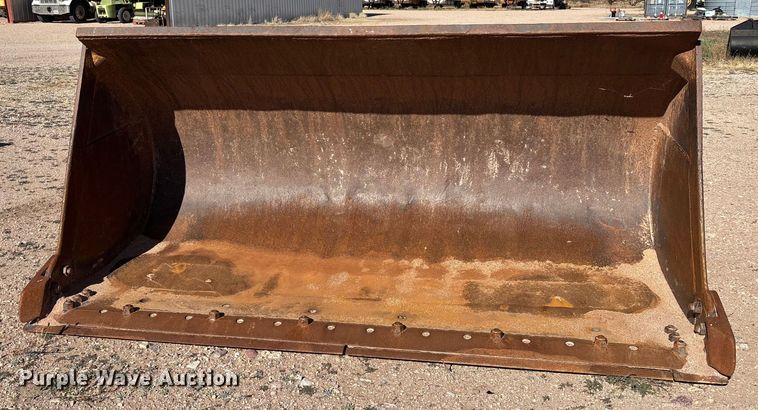 image for item FI2003 Caterpillar GP wheel loader bucket