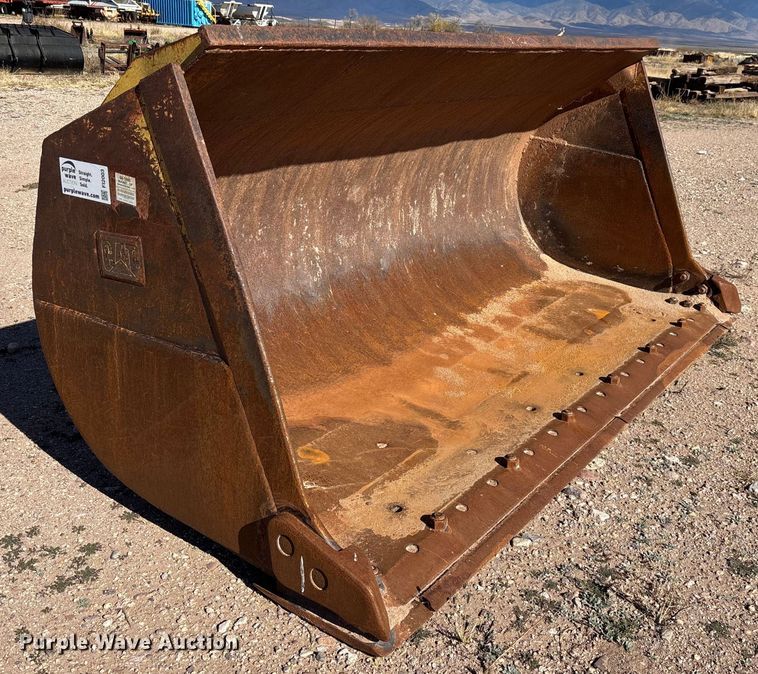 image for item FI2003 Caterpillar GP wheel loader bucket