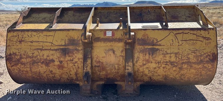 image for item FI2003 Caterpillar GP wheel loader bucket