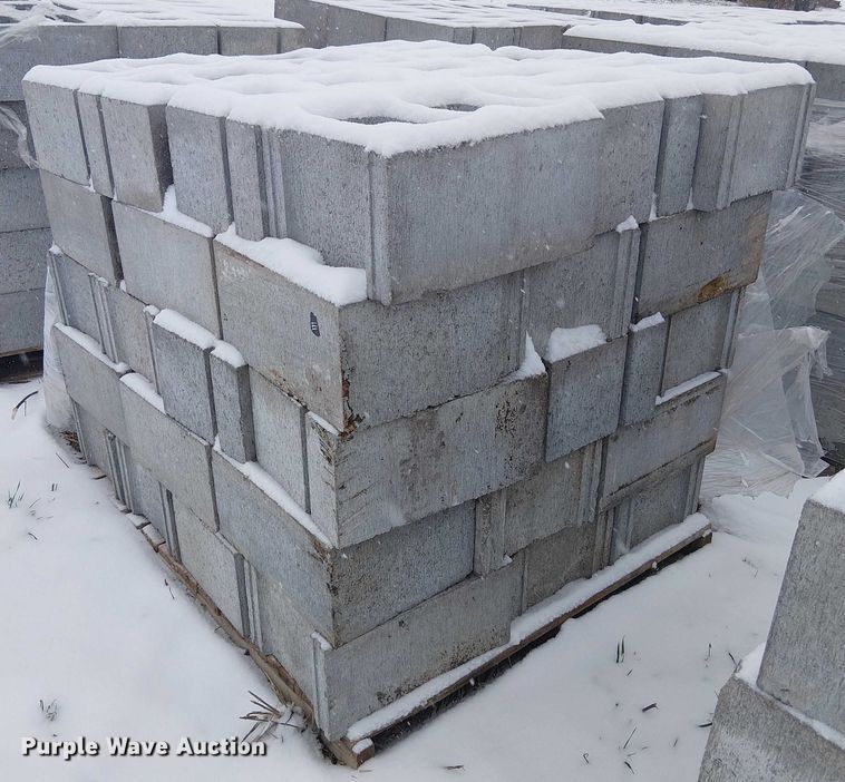 image for item FK0620 (12) pallets of cinder blocks