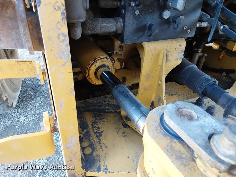 image for item FK0696 2009 John Deere 824K wheel loader