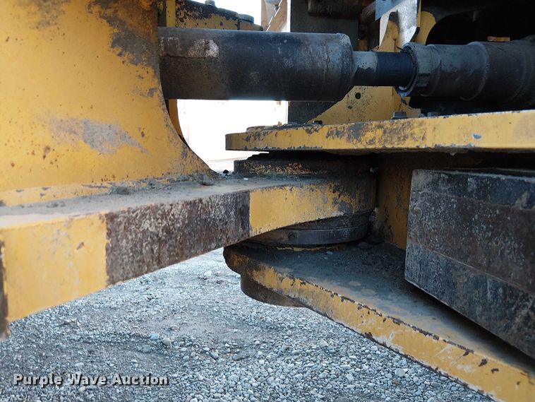 image for item FK0696 2009 John Deere 824K wheel loader