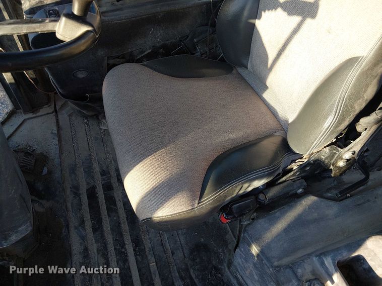 image for item FK0696 2009 John Deere 824K wheel loader