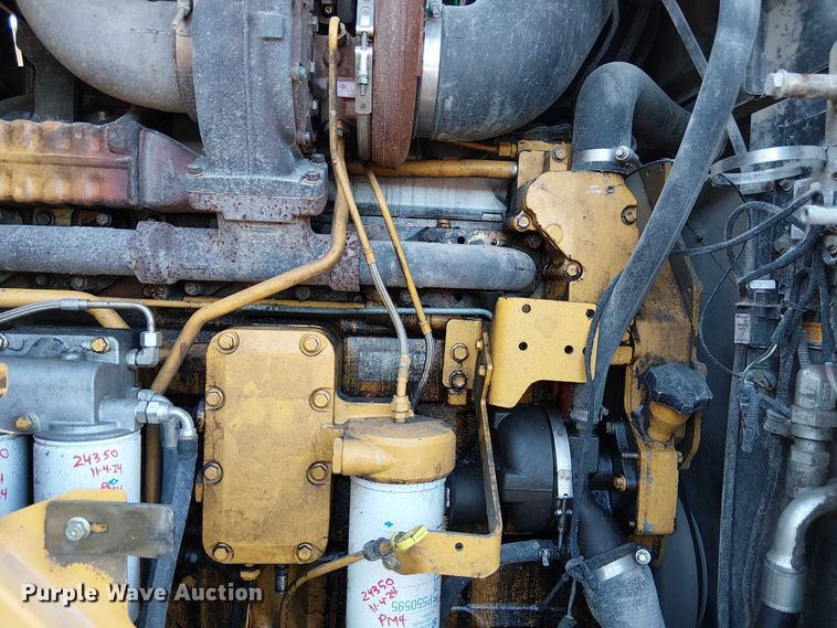 image for item FK0696 2009 John Deere 824K wheel loader