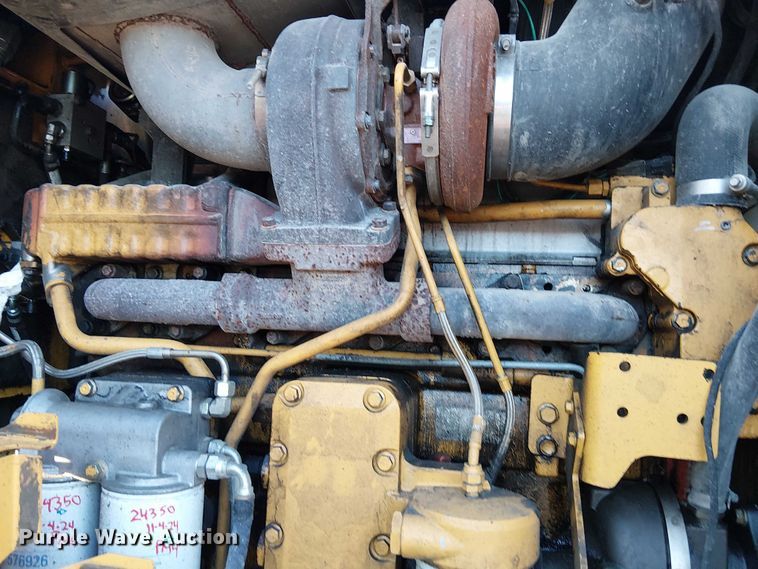 image for item FK0696 2009 John Deere 824K wheel loader