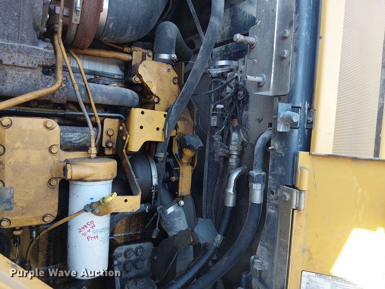 image for item FK0696 2009 John Deere 824K wheel loader