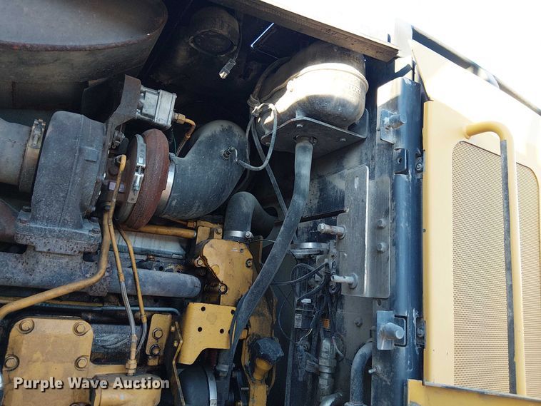 image for item FK0696 2009 John Deere 824K wheel loader