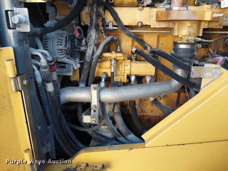 image for item FK0696 2009 John Deere 824K wheel loader