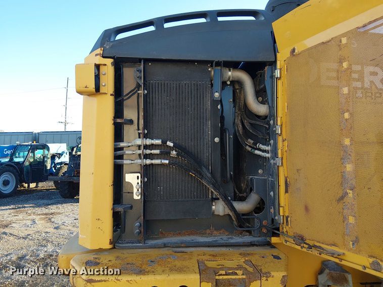 image for item FK0696 2009 John Deere 824K wheel loader