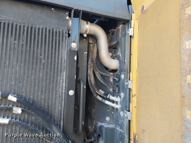 image for item FK0696 2009 John Deere 824K wheel loader