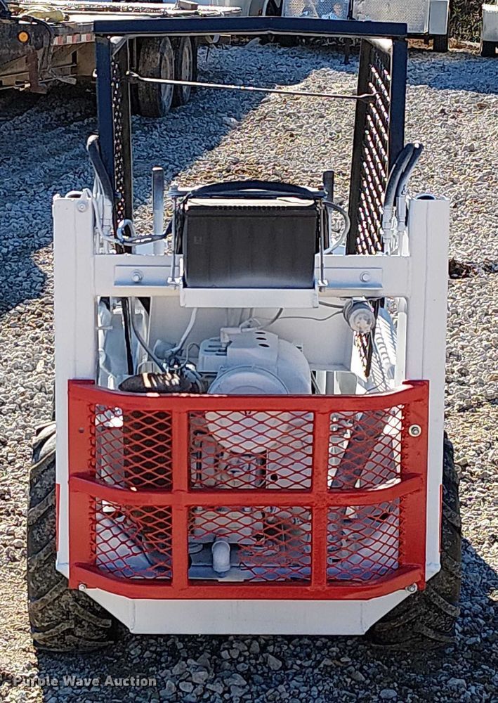 image for item FK0700 Clark M-371  skid steer loader