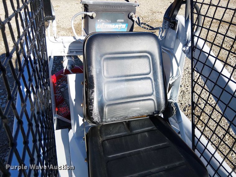 image for item FK0700 Clark M-371  skid steer loader