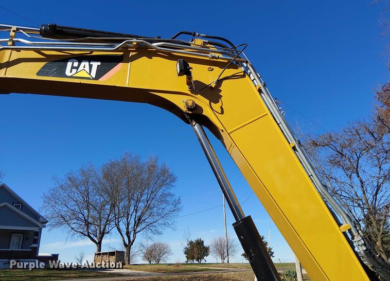 image for item FK0702 2018 Caterpillar 308E2 CR mini excavator