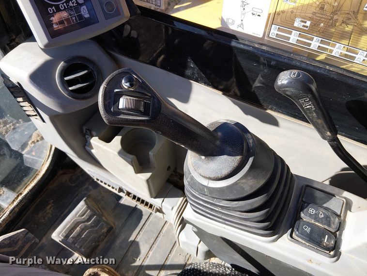 image for item FK0702 2018 Caterpillar 308E2 CR mini excavator