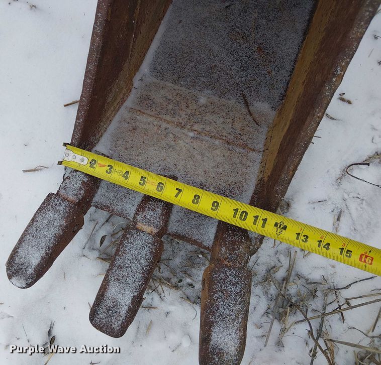 image for item FK0711 (5) mini excavator buckets