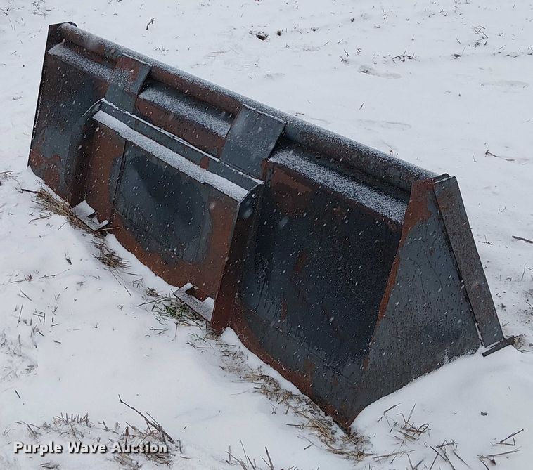 image for item FK0712 Skid steer attachments