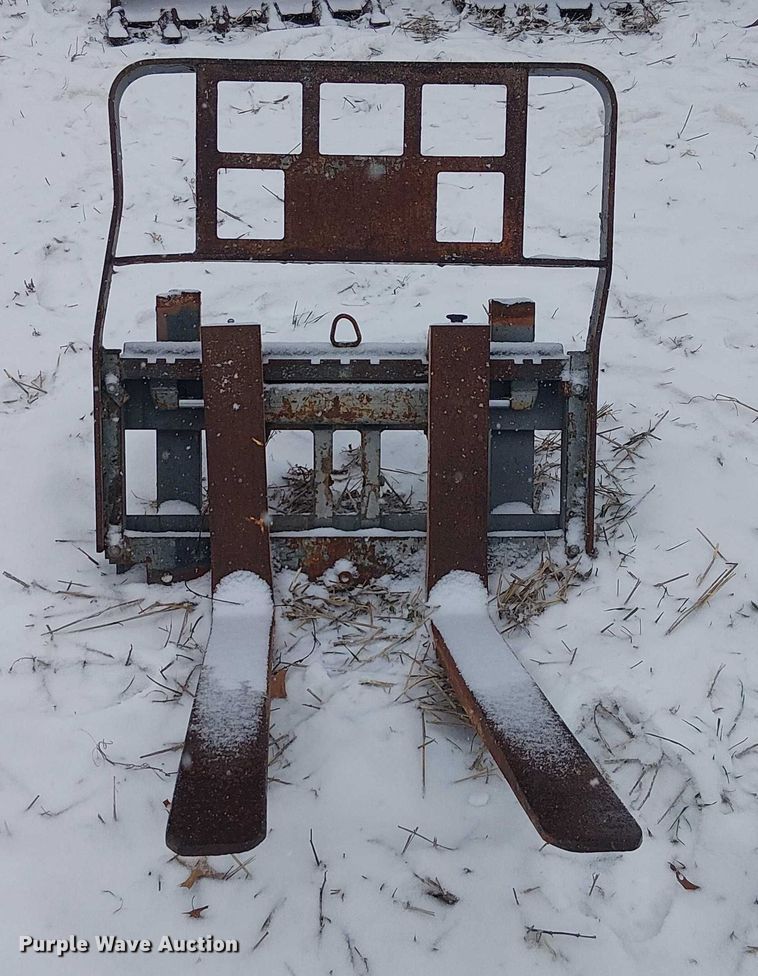 image for item FK0712 Skid steer attachments