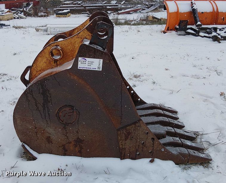 image for item FK0713 Central Fabricator bucket