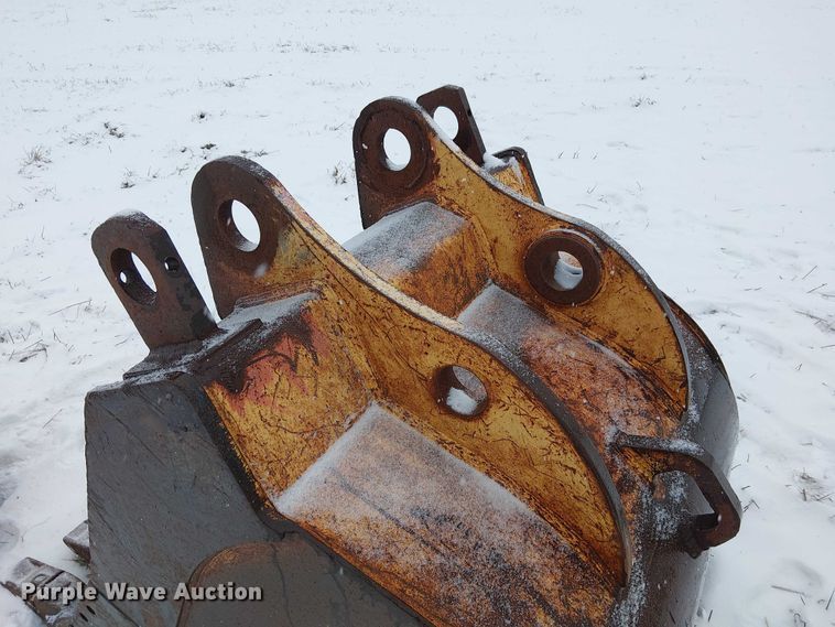 image for item FK0713 Central Fabricator bucket