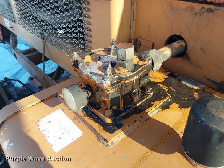 image for item FK0721 1995 Lull Highlander 844B telehandler