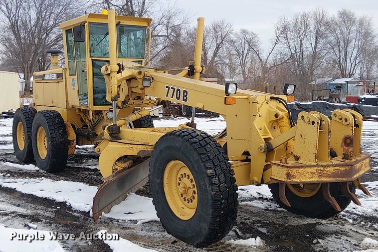 image for item FK0734 1993 John Deere 770B motor grader