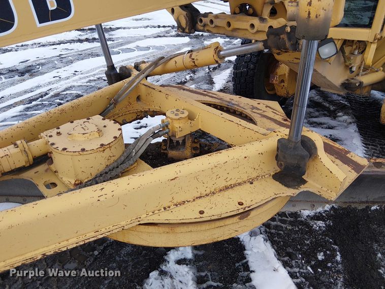 image for item FK0734 1993 John Deere 770B motor grader