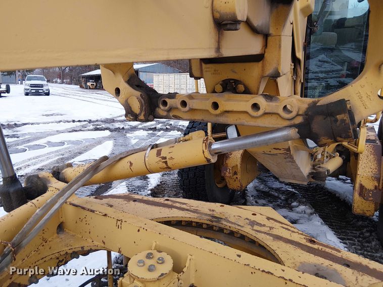 image for item FK0734 1993 John Deere 770B motor grader