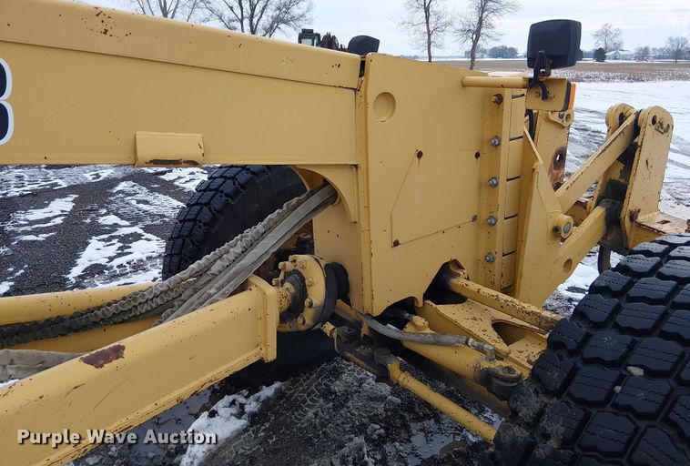 image for item FK0734 1993 John Deere 770B motor grader