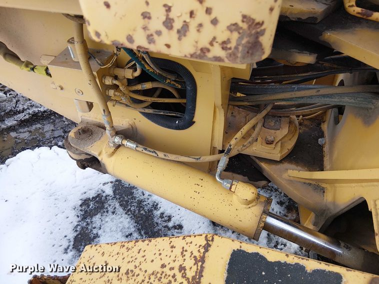 image for item FK0734 1993 John Deere 770B motor grader