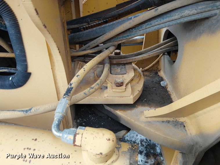 image for item FK0734 1993 John Deere 770B motor grader