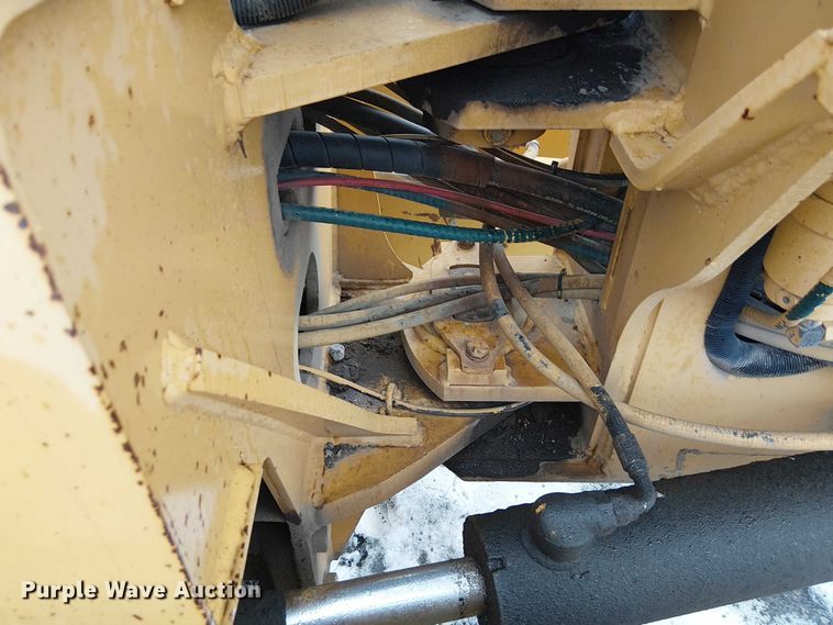 image for item FK0734 1993 John Deere 770B motor grader