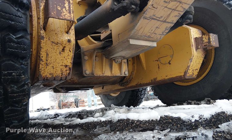 image for item FK0734 1993 John Deere 770B motor grader