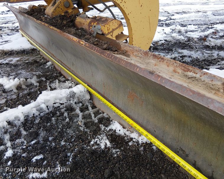 image for item FK0734 1993 John Deere 770B motor grader