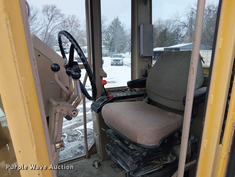 image for item FK0734 1993 John Deere 770B motor grader