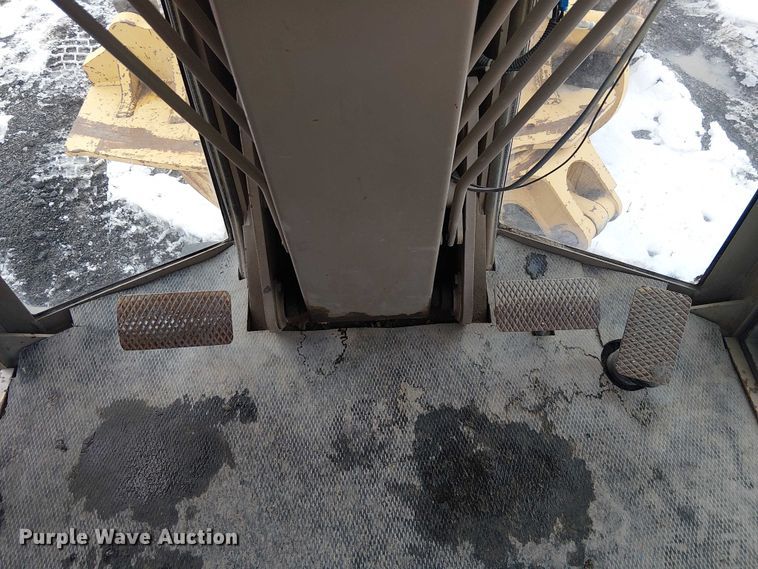 image for item FK0734 1993 John Deere 770B motor grader