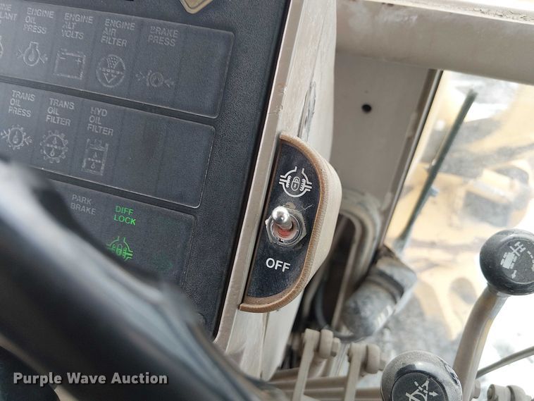 image for item FK0734 1993 John Deere 770B motor grader