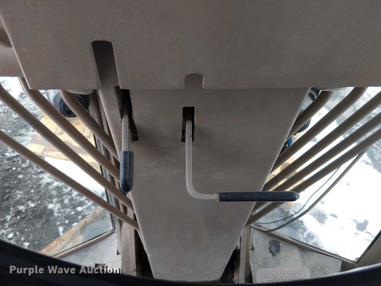 image for item FK0734 1993 John Deere 770B motor grader