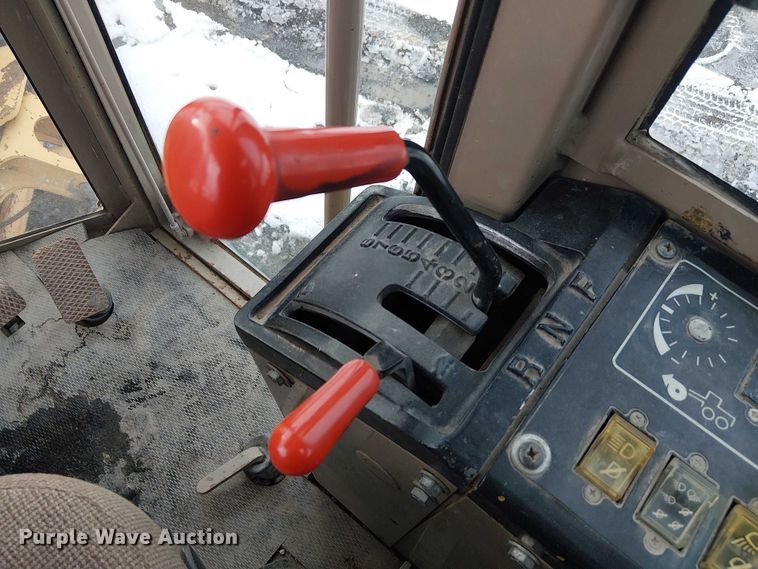 image for item FK0734 1993 John Deere 770B motor grader