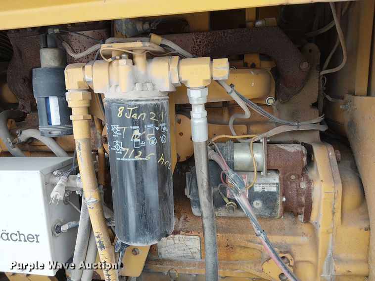 image for item FK0734 1993 John Deere 770B motor grader