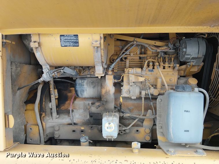 image for item FK0734 1993 John Deere 770B motor grader