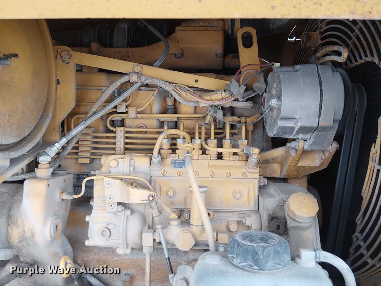 image for item FK0734 1993 John Deere 770B motor grader