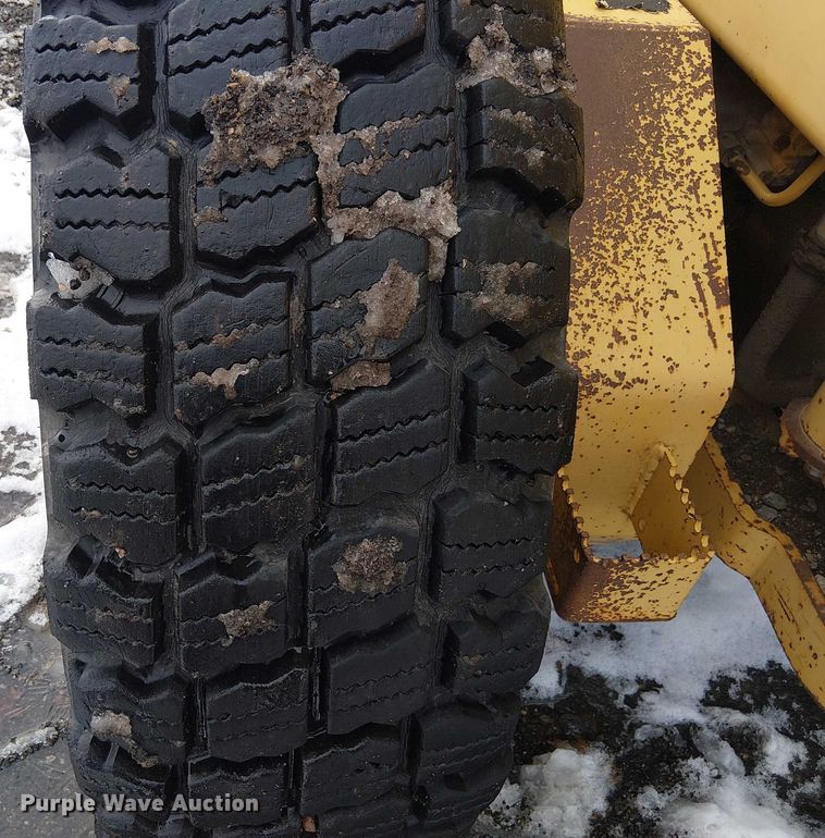 image for item FK0734 1993 John Deere 770B motor grader