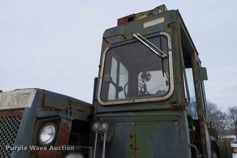 image for item FK0735 1985 Caterpillar 621B conventional scraper 